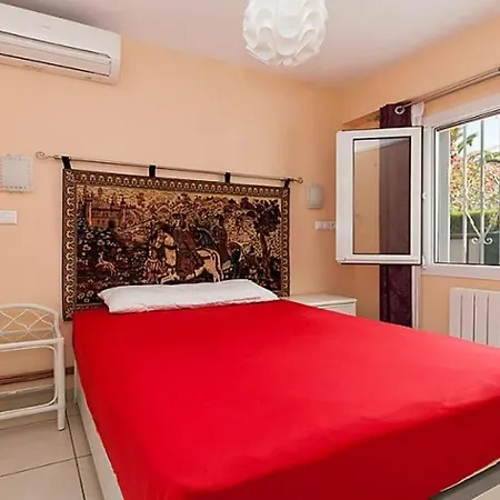 Casa Doris Дом отдыха Дения